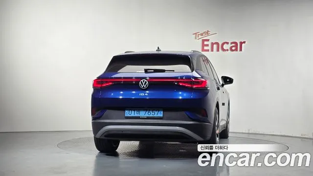 Volkswagen ID.4 2023 thumb 4