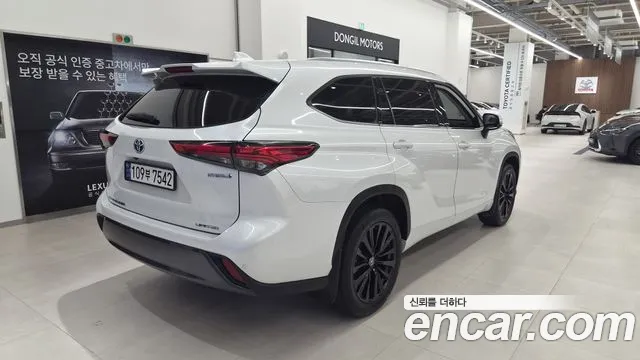 Toyota Highlander 2023 thumb 2