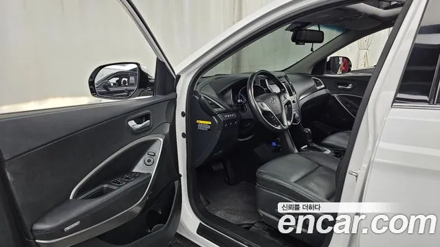 Hyundai Santa Fe 2018 thumb 10
