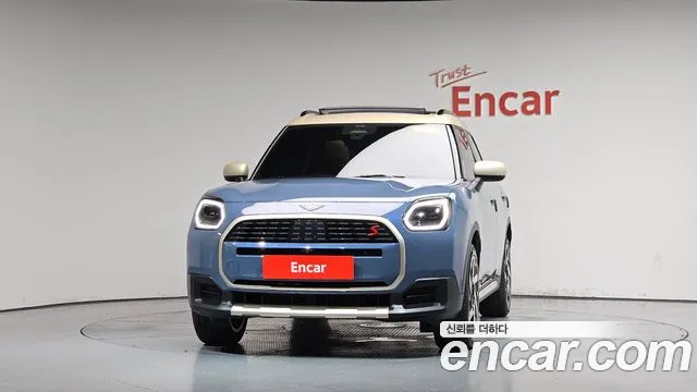 MINI Countryman 2026 thumb 2