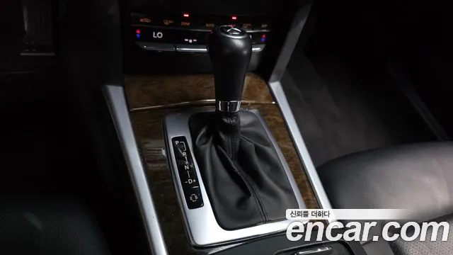 Mercedes-Benz E-Класс 2011 thumb 9
