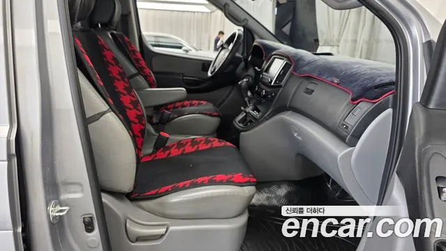 Hyundai Starex 2019 thumb 11