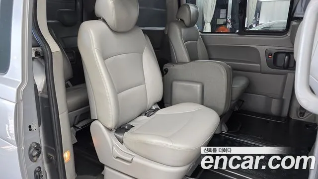 Hyundai Starex 2019 thumb 12
