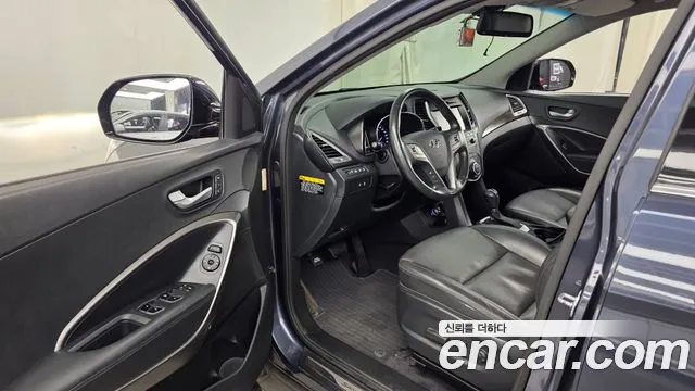 Hyundai Santa Fe 2015 thumb 10