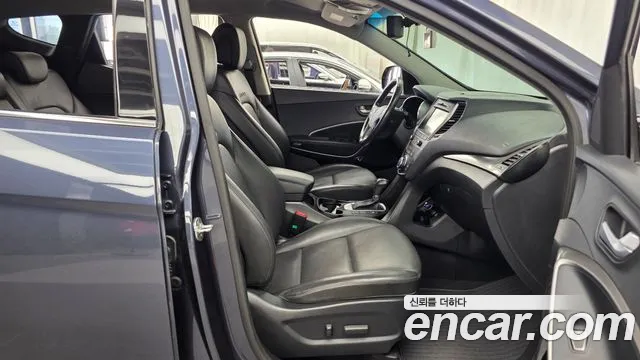 Hyundai Santa Fe 2015 thumb 11