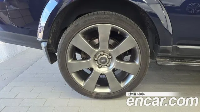 Land Rover Discovery 2015 thumb 5