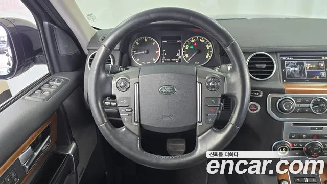 Land Rover Discovery 2015 thumb 12