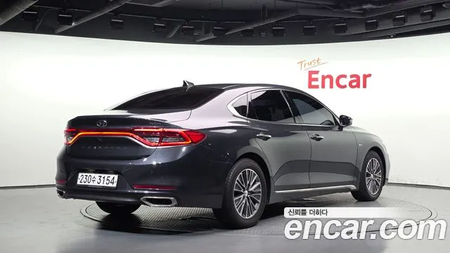 Hyundai Grandeur 2017 thumb 2
