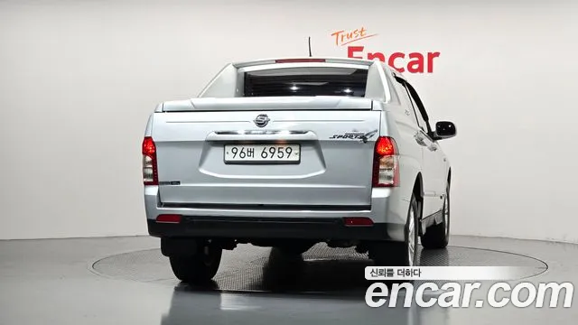 KG_Mobility_Ssangyong KORANDO 2013 thumb 4