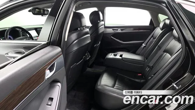 Genesis G80 2019 thumb 11