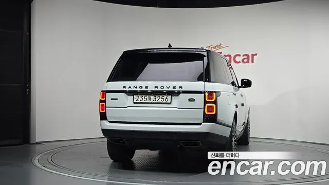 Land Rover Range Rover 2019 thumb 4