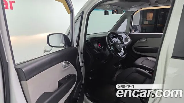 Kia Ray 2017 thumb 10