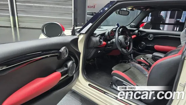 MINI Hatch 2016 thumb 10