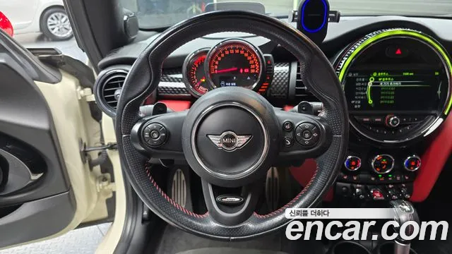 MINI Hatch 2016 thumb 12