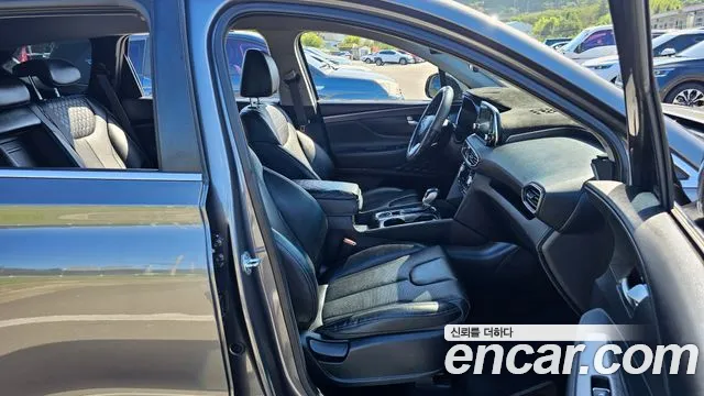Hyundai Santa Fe 2020 thumb 11