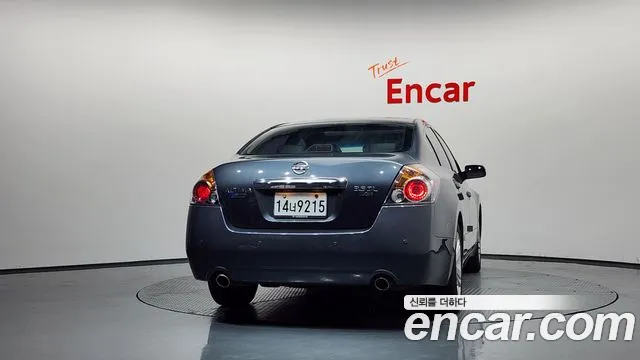 Nissan Altima 2011 thumb 4