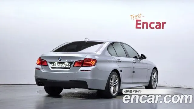 BMW 5-Series 2016 thumb 2