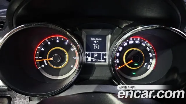 KG_Mobility_Ssangyong TIBOLI 2017 thumb 8