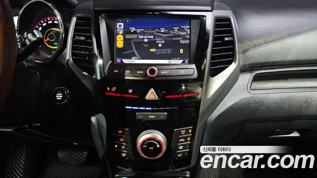KG_Mobility_Ssangyong TIBOLI 2017 thumb 12