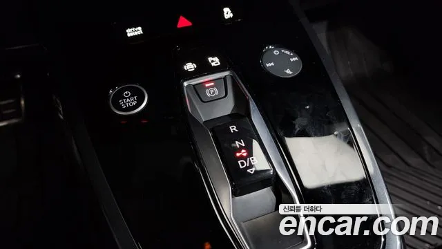 Audi Q4 e-tron 2023 thumb 9