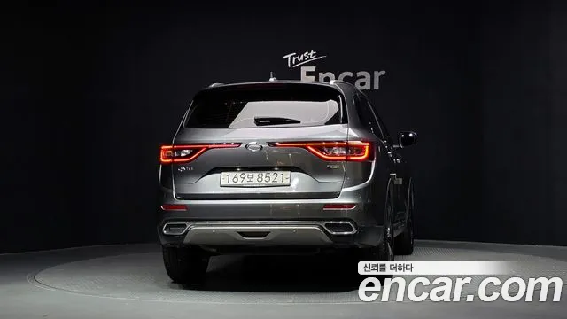 Renault-KoreaSamsung Koleos 2020 thumb 4