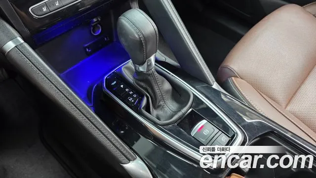 Renault-KoreaSamsung Koleos 2020 thumb 9