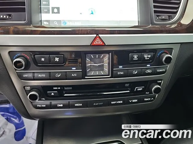Hyundai Genesis 2014 thumb 10