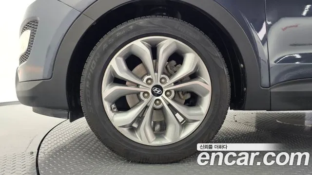 Hyundai Santa Fe 2015 thumb 4