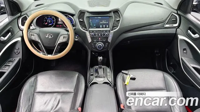 Hyundai Santa Fe 2015 thumb 6