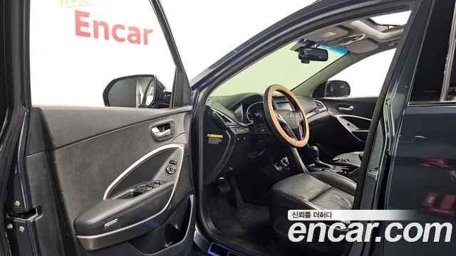 Hyundai Santa Fe 2015 thumb 9