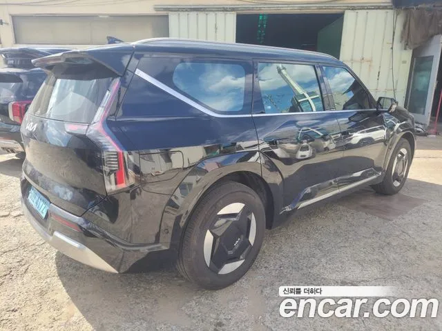Kia EV9 2023 thumb 4