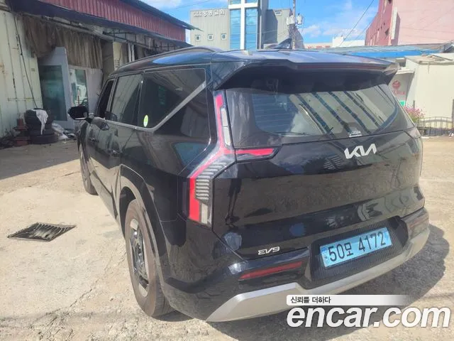 Kia EV9 2023 thumb 6