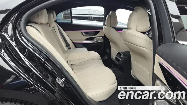 Mercedes-Benz E-Класс 2025 thumb 12