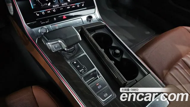 Audi A6 2021 thumb 9