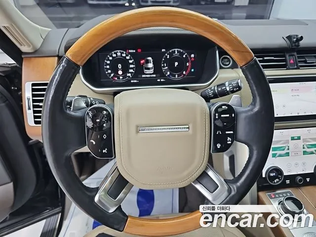 Land Rover Range Rover 2018 thumb 9
