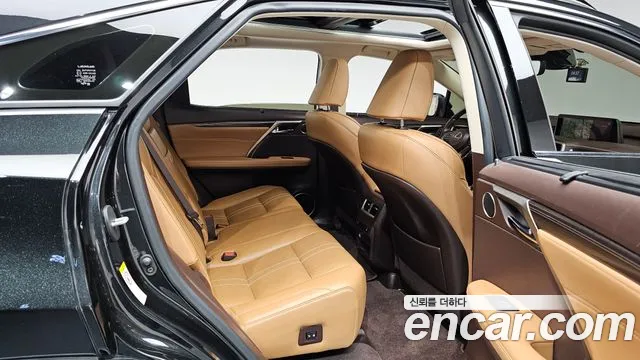 Lexus RX 2018 thumb 10