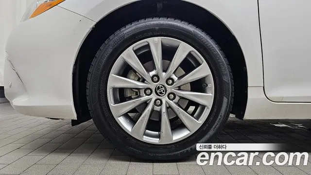 Toyota Camry 2016 thumb 5