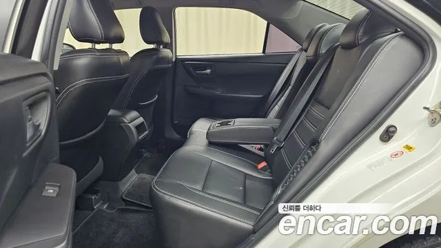 Toyota Camry 2016 thumb 12