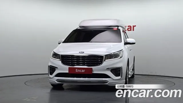 Kia Carnival 2018 thumb 3
