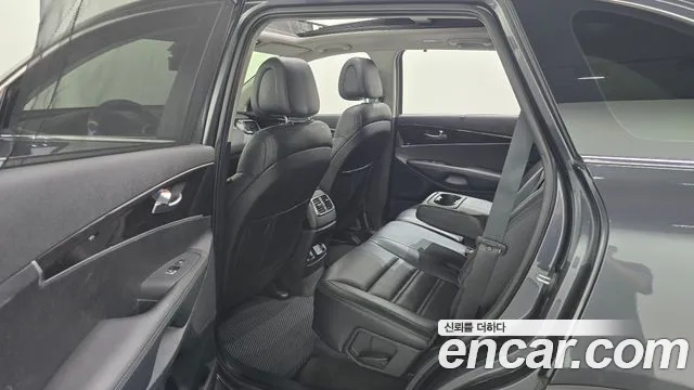 Kia Sorento 2015 thumb 12