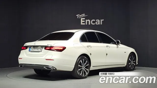 Mercedes-Benz E-Класс 2021 thumb 2