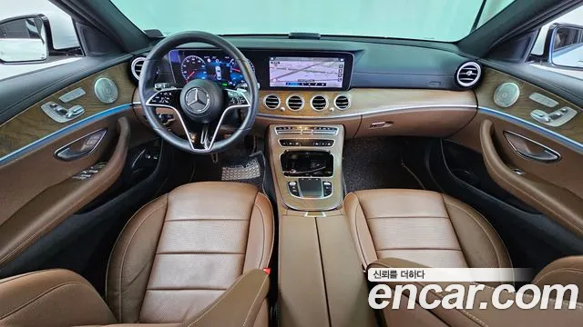 Mercedes-Benz E-Класс 2021 thumb 7