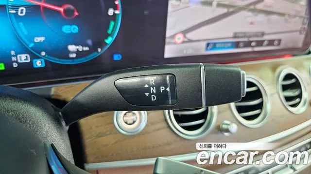 Mercedes-Benz E-Класс 2021 thumb 9