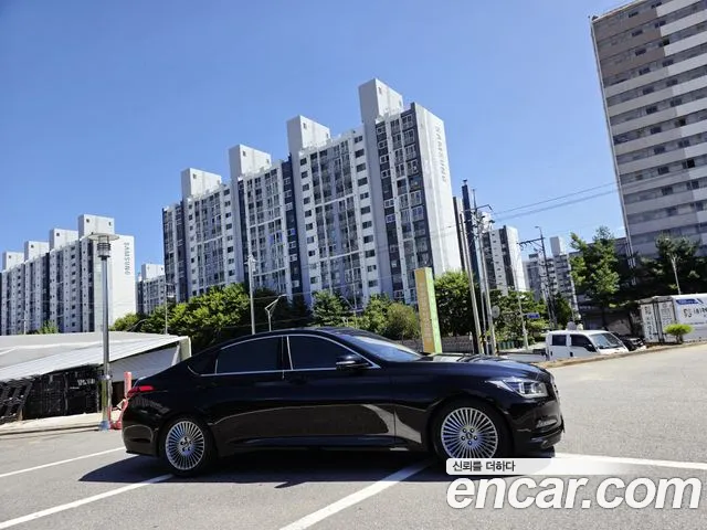 Hyundai Genesis 2013 thumb 5
