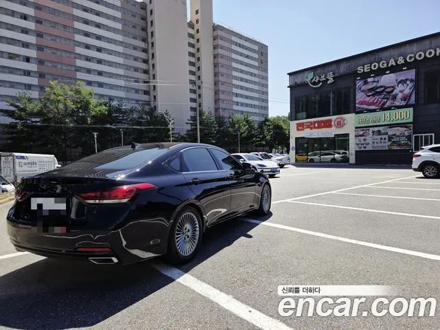 Hyundai Genesis 2013 thumb 6