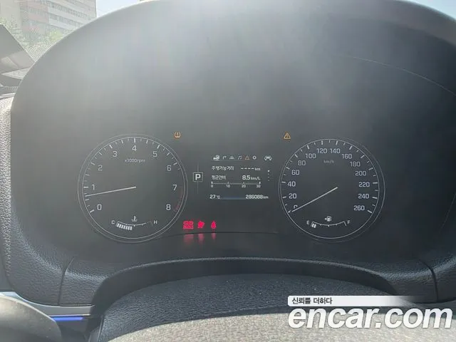 Hyundai Genesis 2013 thumb 8