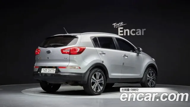 Kia Sportage 2010 thumb 2