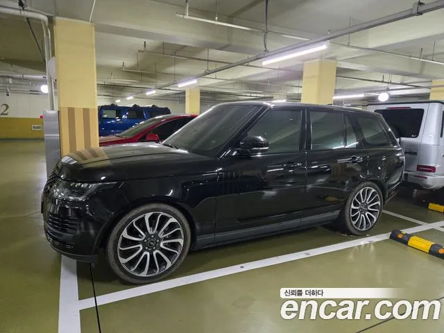Land Rover Range Rover 2022 thumb 5