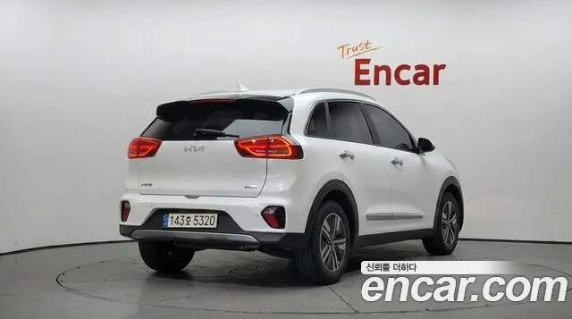 Kia Niro 2021 thumb 4