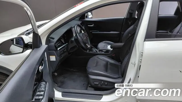 Kia Niro 2021 thumb 10